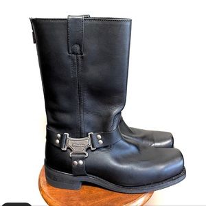 Milwaukee Men's Black Square Toe Harness Motorcycle Biker Boots 42